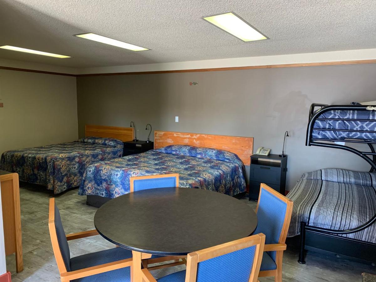 Gateway Motel Minnedosa Kültér fotó